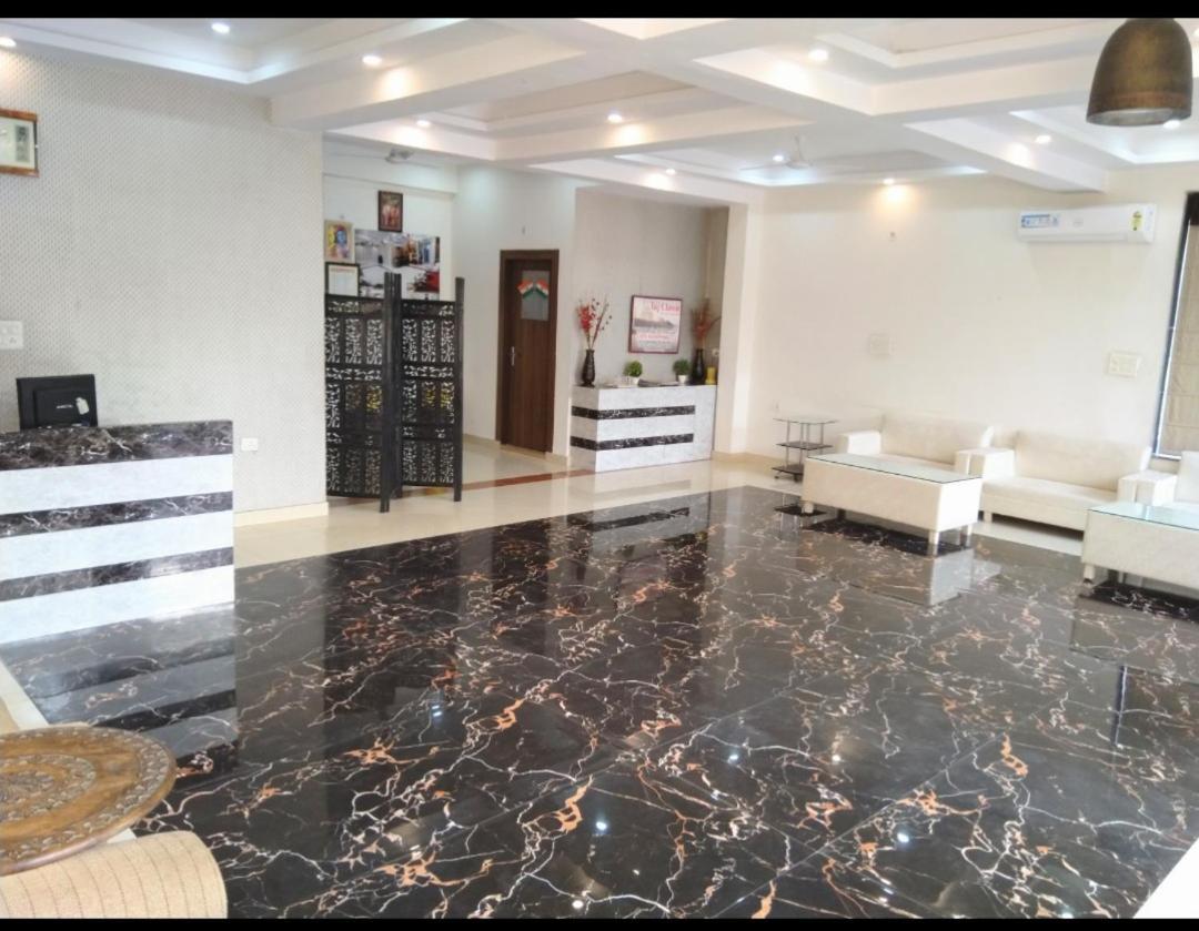 Taj Classic Agra آغْرا المظهر الخارجي الصورة